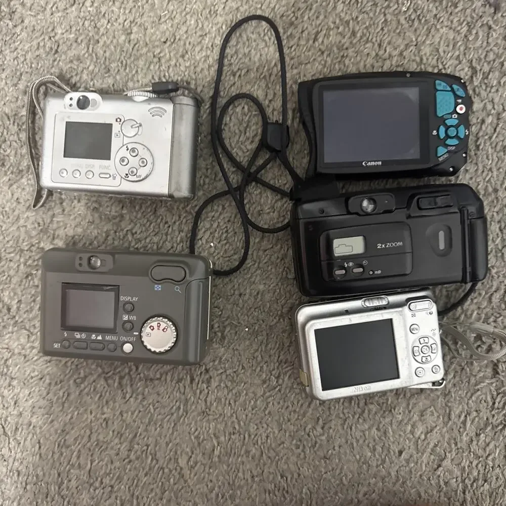 Lot of 6 Canon Powershot Digital Cameras PARTS ONLY Not Working Nikon Coolpix